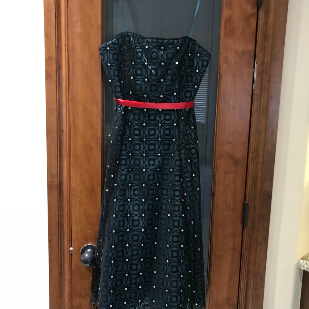 Adrianna Papell Prom dress